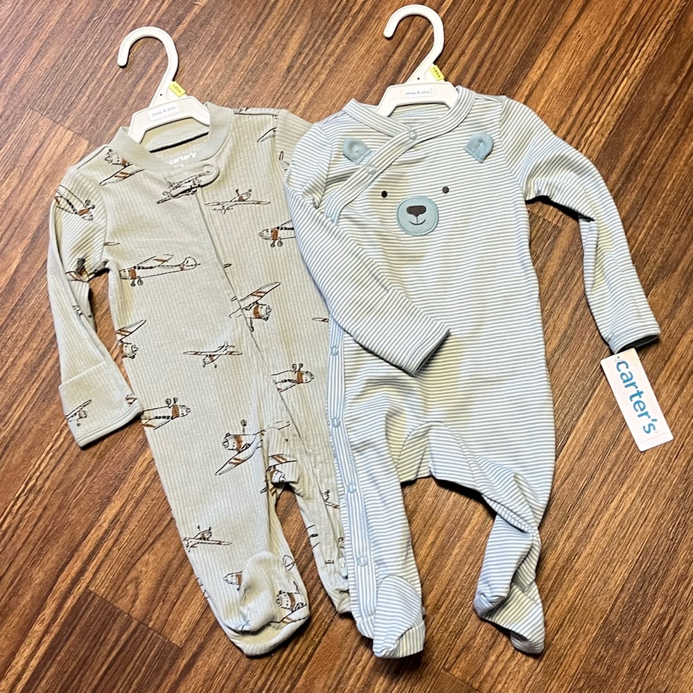 NWT Carter’s Sleepers 3 Months